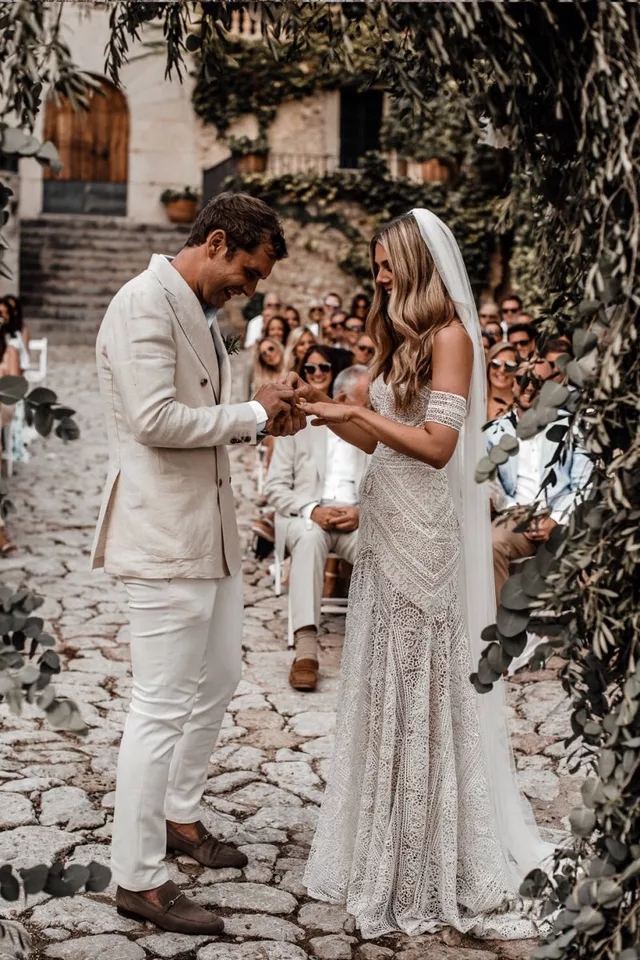 208234573-1447306110